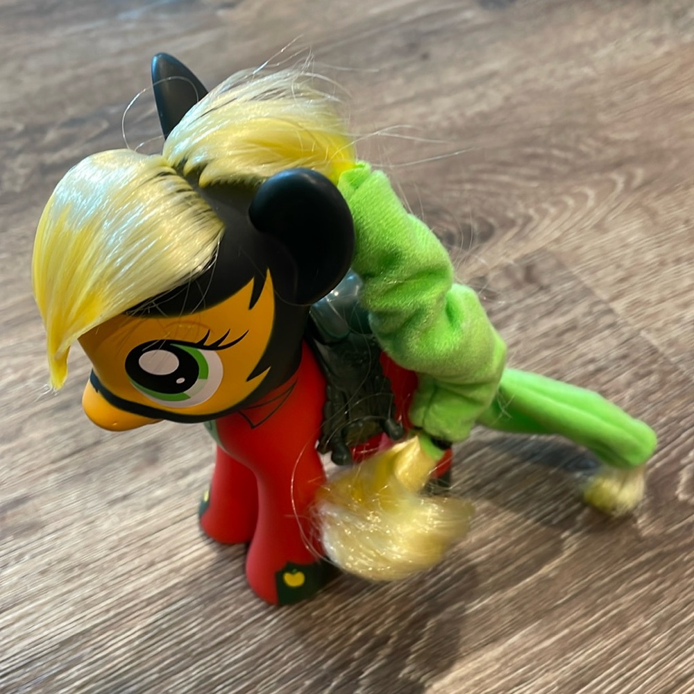 2010 🐴 EXCLUSIVE AppleJack Lasso applejack Super Hero Pony  🍎